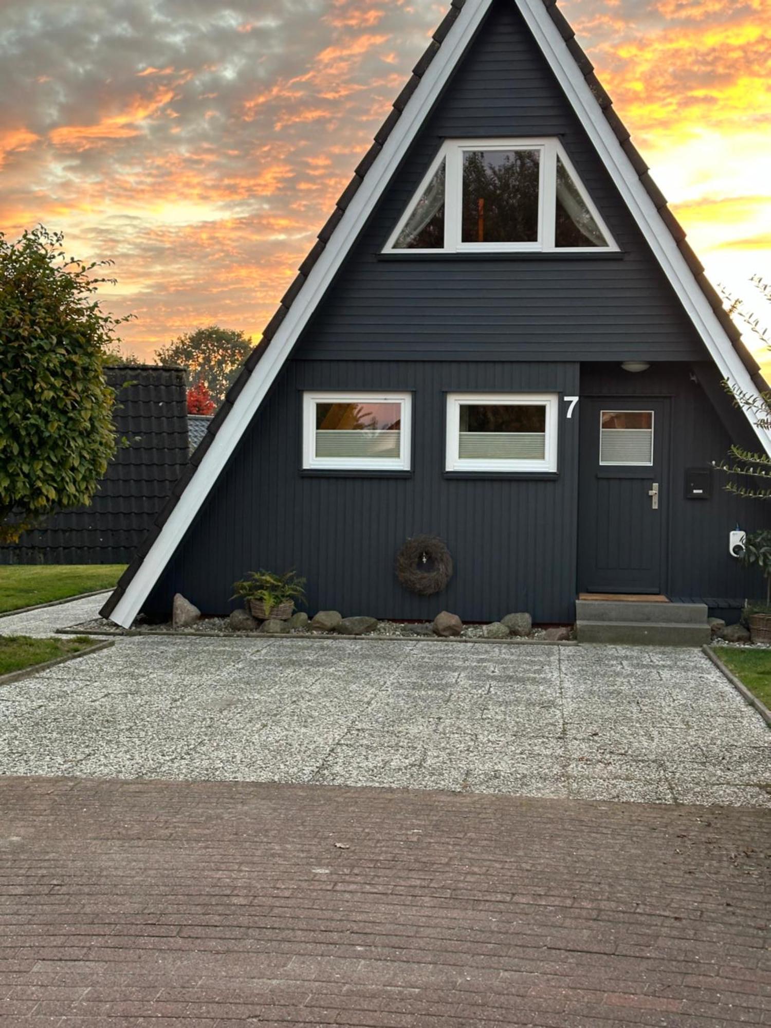 Nur-Dach-Haus Am Alfsee Rieste Exterior photo