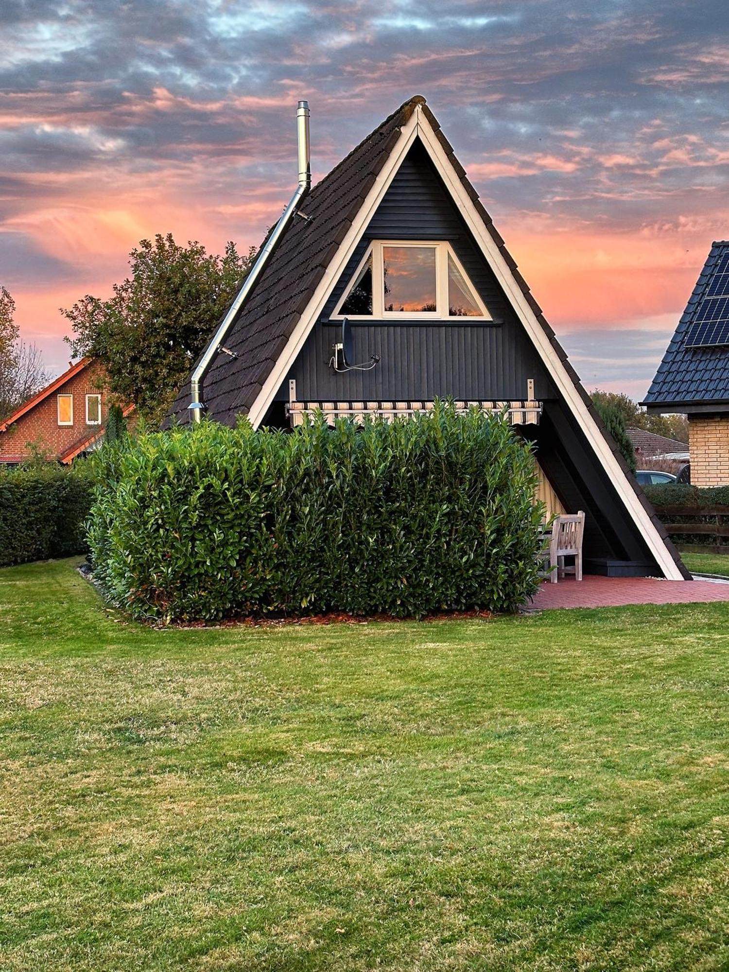 Nur-Dach-Haus Am Alfsee Rieste Exterior photo
